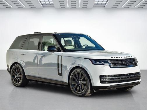 2025 Land Rover Range Rover SE