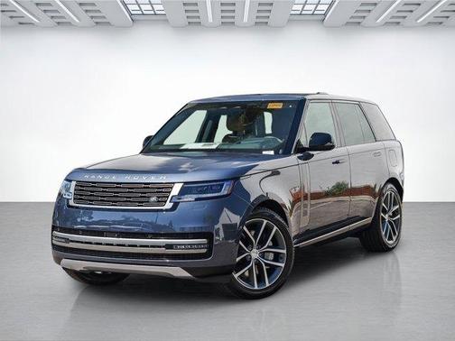 2025 Land Rover Range Rover P550e SE