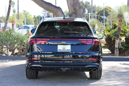 2026 Audi SQ8 Prestige