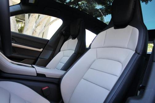 2026 Porsche Taycan Black Edition