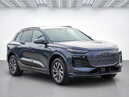 2025 Audi Q6 e-tron Premium