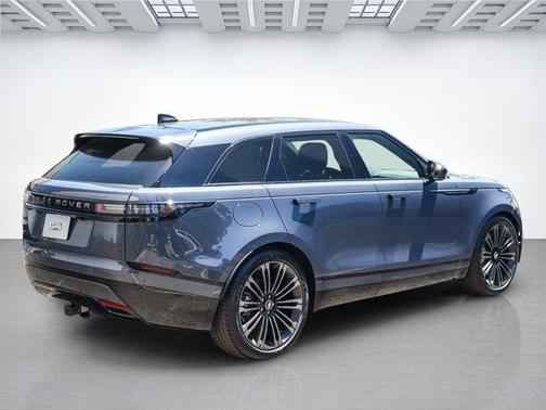 2026 Land Rover Range Rover Velar P400 Dynamic SE