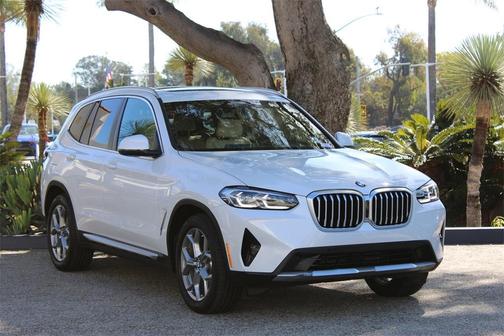 2023 BMW X3 sDrive30i