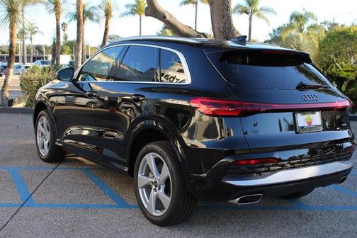 2025 Audi Q5 Premium Plus