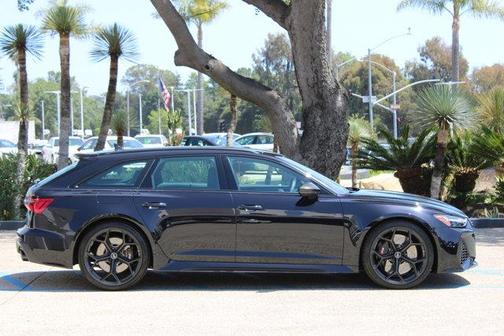 2025 Audi RS 6 Avant 4.0T quattro performance