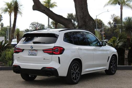2022 BMW X3 M40i