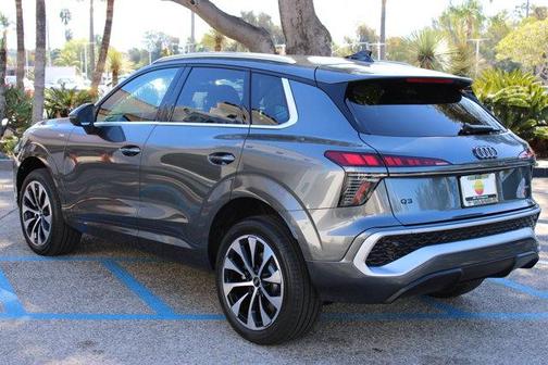 2026 Audi Q3 S line