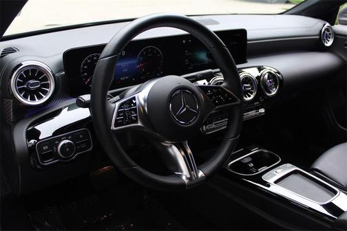 2025 Mercedes-Benz CLA 250 CLA 250