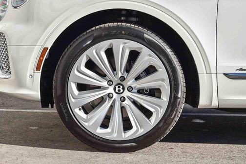 2025 Bentley Bentayga Azure