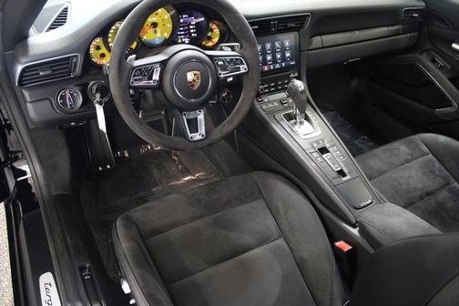 2019 Porsche 911 Targa 4 GTS
