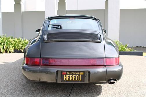 1990 Porsche 911 Carrera 4