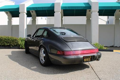 1990 Porsche 911 Carrera 4