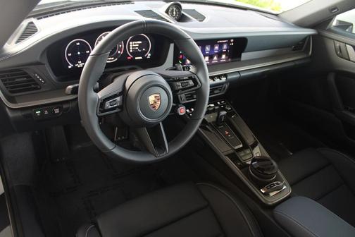 Ice Grey Metallic 2026 Porsche 911 Carrera 4S