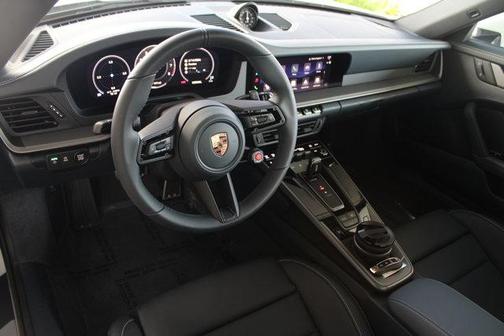 2026 Porsche 911 Carrera 4S