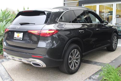 2025 Mercedes-Benz GLC 300 GLC 300