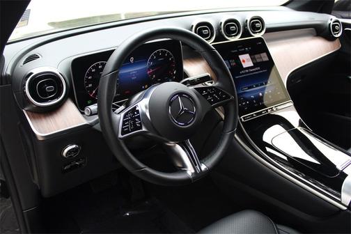 2025 Mercedes-Benz GLC 300 GLC 300