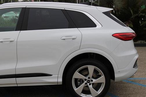 2025 Audi Q5 2.0T quattro Premium