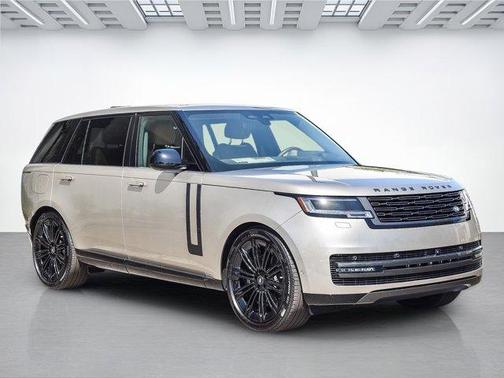 2025 Land Rover Range Rover P530 SE 7 Seat