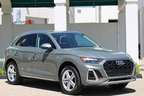 2025 Audi Q5 55 S line quattro Premium