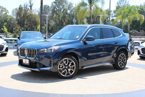 Night 2026 BMW X1 xDrive28i