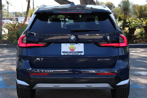 Night 2026 BMW X1 xDrive28i