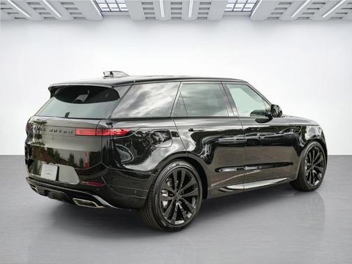 Santorini Black 2026 Land Rover Range Rover Sport P400 Dynamic SE