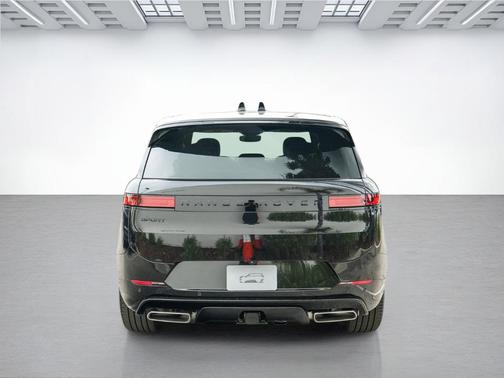 Santorini Black 2026 Land Rover Range Rover Sport P400 Dynamic SE