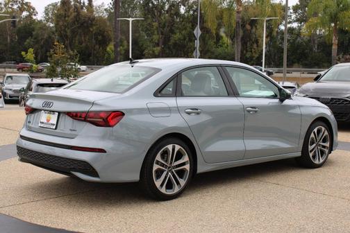 Arrow Gray Pearl 2026 Audi A3
