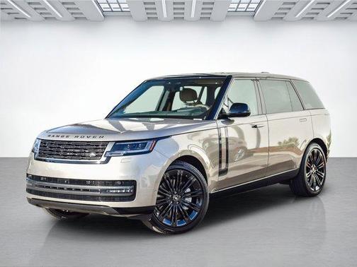 2025 Land Rover Range Rover SE
