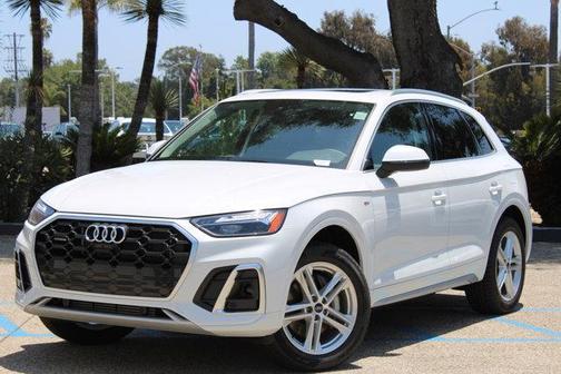 2025 Audi Q5 55 S line quattro Premium