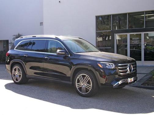 2025 Mercedes-Benz GLS 450 4MATIC