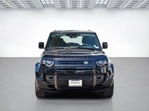 2025 Land Rover Defender P400 X-Dynamic SE