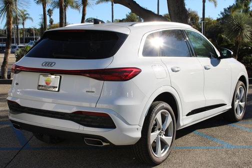 2025 Audi Q5 Premium Plus