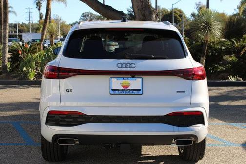 2025 Audi Q5 Premium Plus