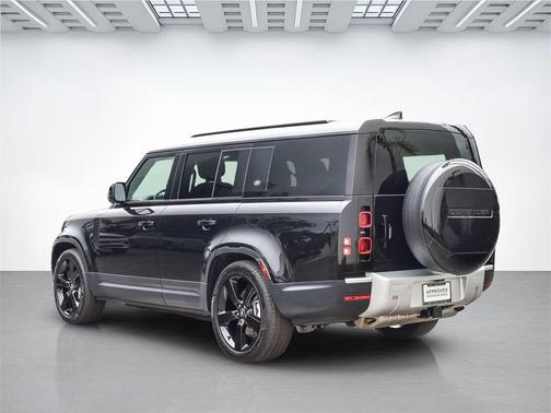 2024 Land Rover Defender P300 S