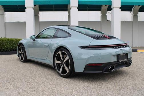 2026 Porsche 911 Carrera S