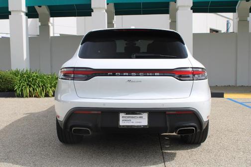 White 2025 Porsche Macan Base