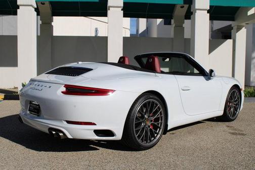 2019 Porsche 911 Carrera S