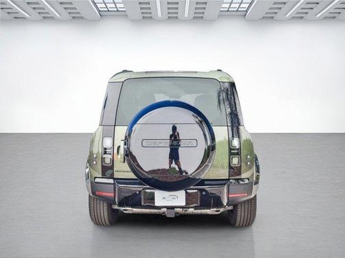 2026 Land Rover Defender S