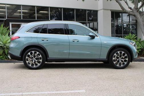 2025 Mercedes-Benz GLC 350e Base 4MATIC