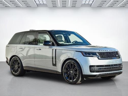 2025 Land Rover Range Rover P530 SE