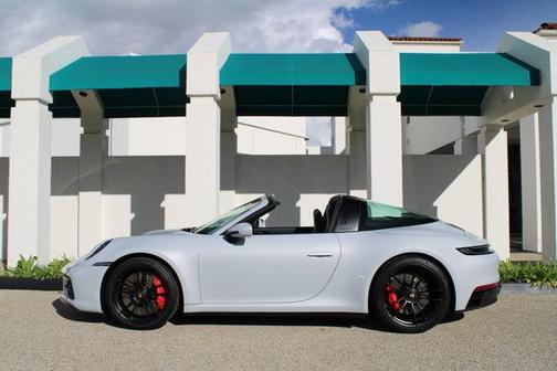 2023 Porsche 911 Targa 4 GTS
