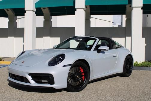 2023 Porsche 911 Targa 4 GTS