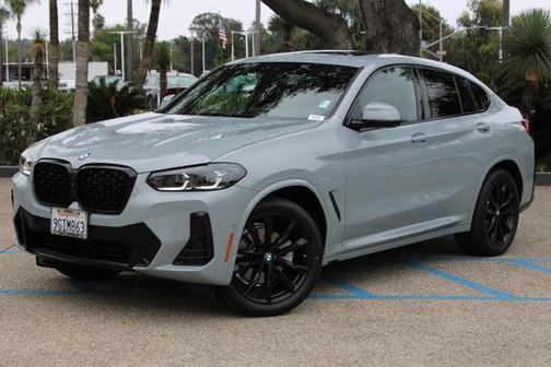 2023 BMW X4 xDrive30i