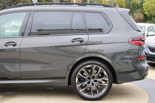 2026 BMW X7 M60i