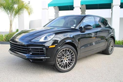 2023 Porsche Cayenne Platinum Edition