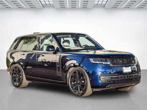2023 Land Rover Range Rover SE