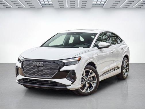 2025 Audi Q4 e-tron 55 quattro Premium