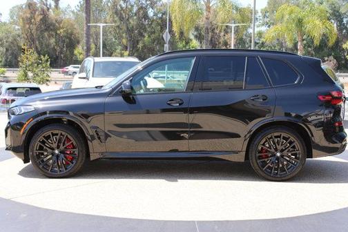 Black Sapphire Metallic 2026 BMW X5 M60i