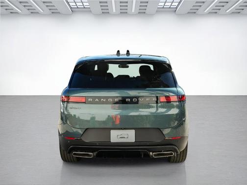 Giola Green 2026 Land Rover Range Rover Sport P360 SE